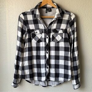 Ultra Flirt Black & White Plaid Shirt